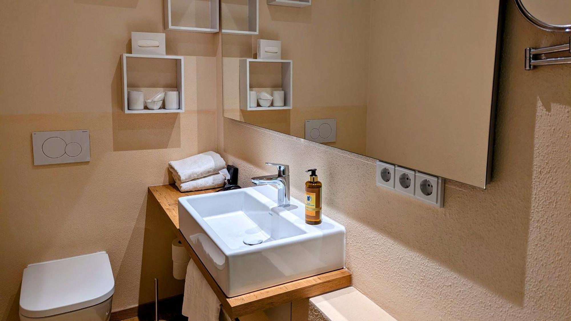 Hotel Brauerei Gasthof Hoehn Memmelsdorf Bagian luar foto